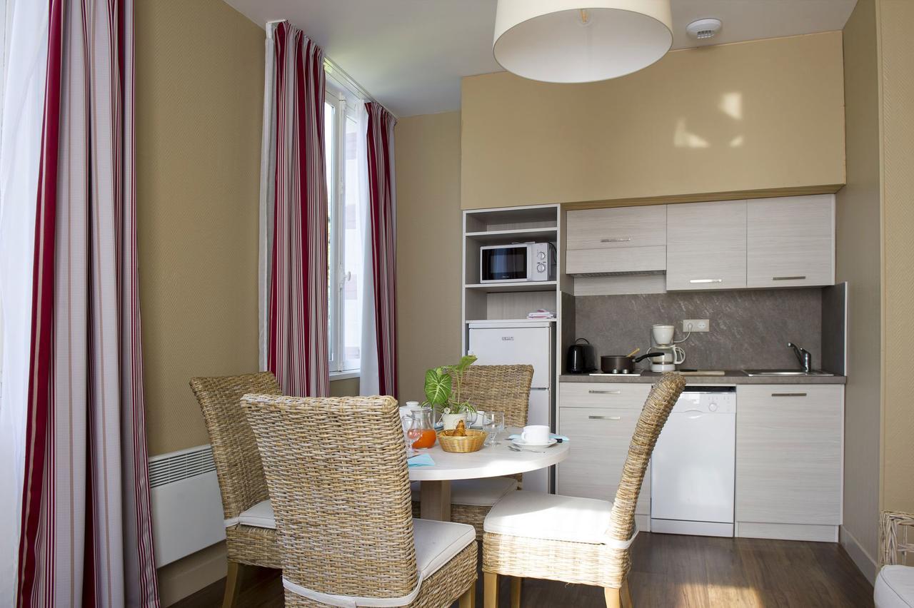 ארסשון Residence De Tourisme Vacances Bleues Villa Regina מראה חיצוני תמונה